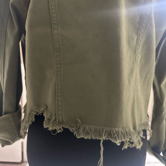 Adorable Olive green cropped jacket - Picture 2 of 2